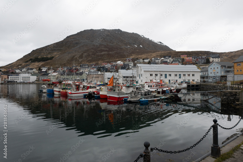 Norwegen, Lofoten, Kirche, Statue, Rentiere, Polarnacht