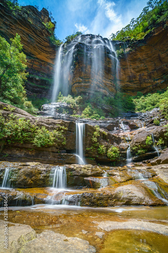 beautiful waterfalls  wentworth falls  blue mountains  australia 36