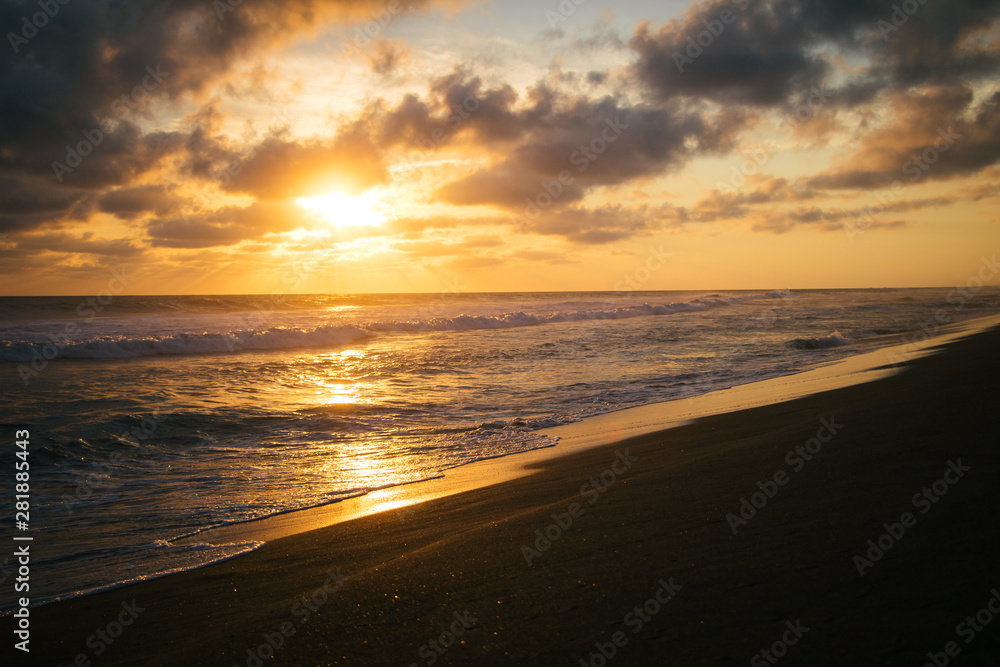 atardecer en la playa