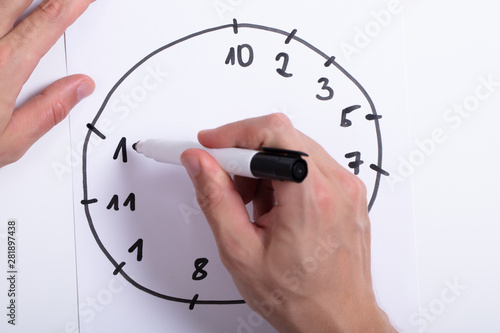Fotografie Man Solving Neurological Test