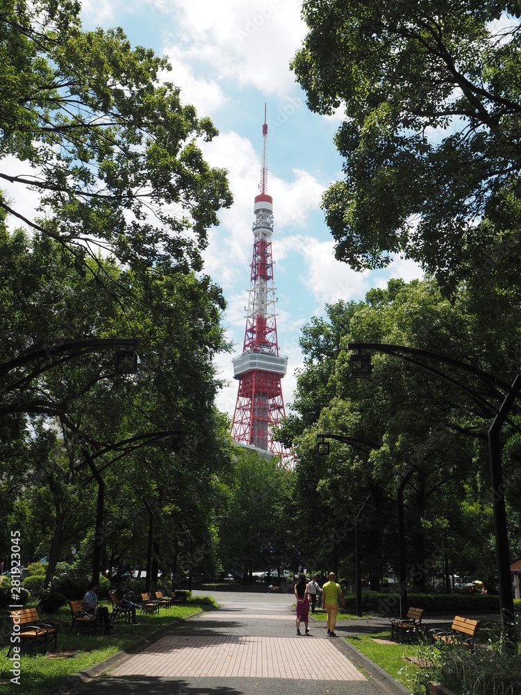 the Tokyo tower in Japan