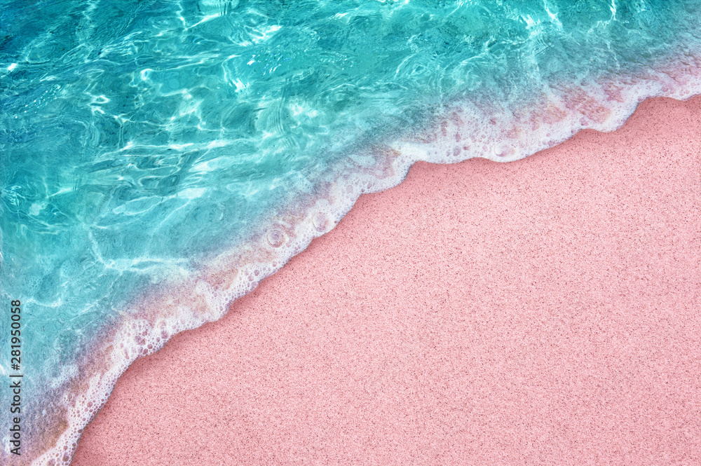Fototapeta tropical pink sandy beach and clear turquoise water