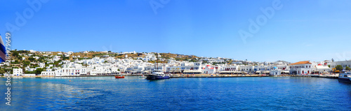 panoramic view of the port of Mykonos, the famous Greek island of Cyclades in the heart of the Aegean Sea © Mariedofra