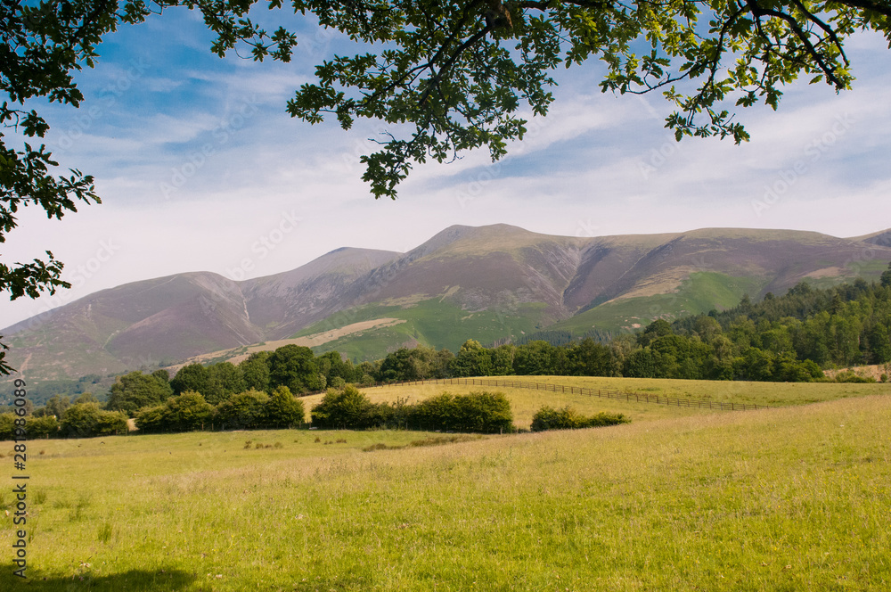 Obraz premium Skiddaw mountain. Hot summer day.