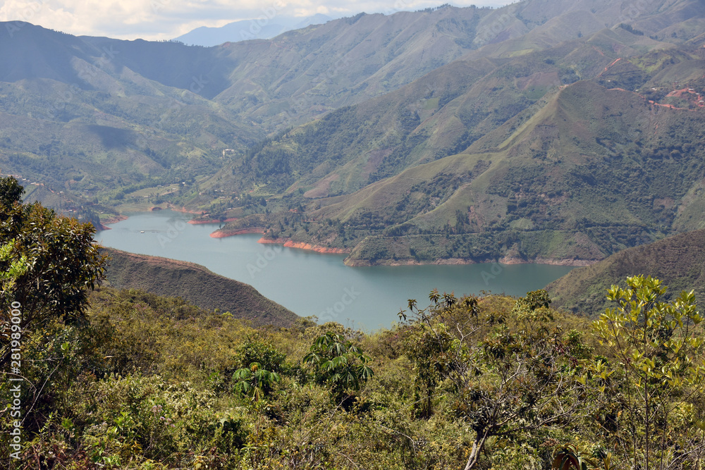 Río Cauca en el departamenteo del Cauca, Colombia