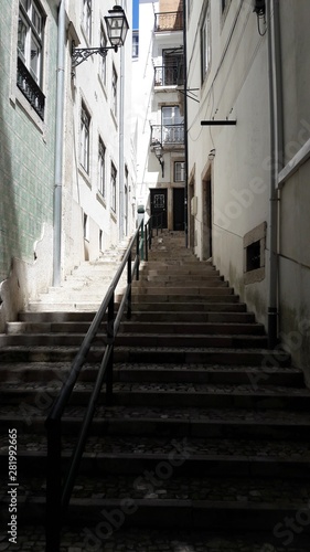 escalier, ruelle de Lisbonne
