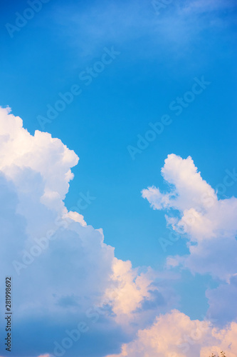 Fototapeta Naklejka Na Ścianę i Meble -  Blue sky with cumulus clouds
