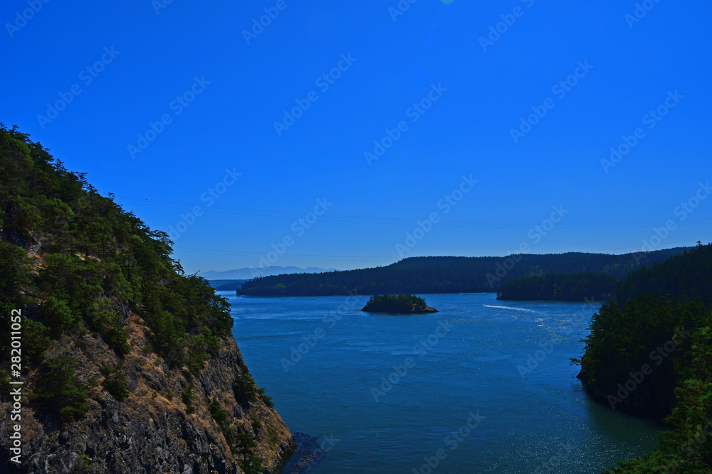 Fototapeta premium View of Deception Pass near Whidbey Island, Washington