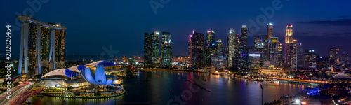 Obraz na płótnie Singapore cityscape at Magic hour