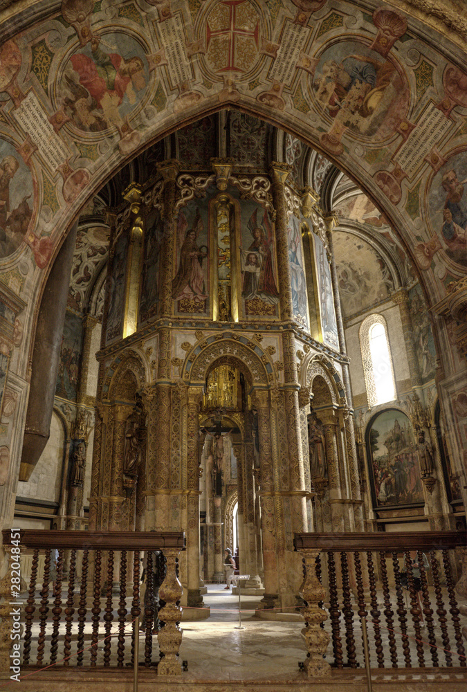 Rotonde des Templiers dans le couvent du Christ à Tomar, Portugal