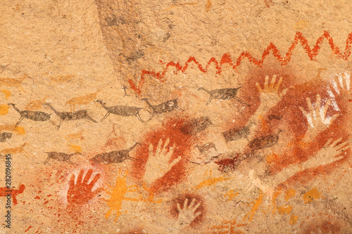 ancient paintings made by prehistoric people 