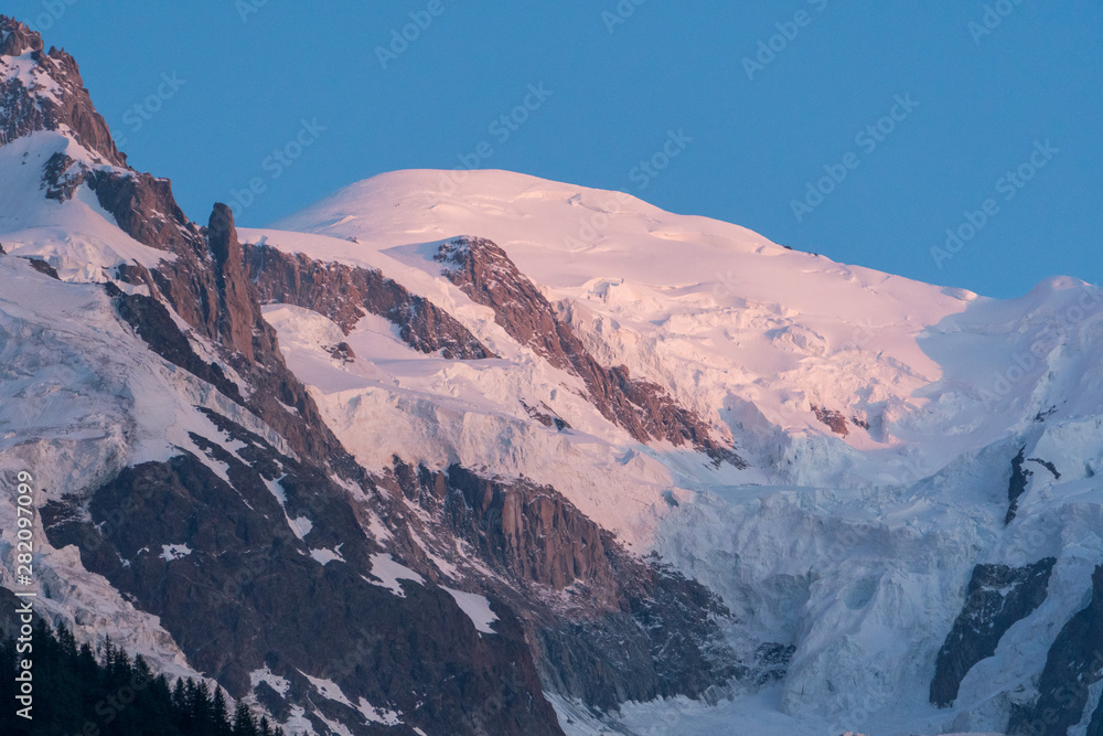 Obraz premium Villa de Chamonix in France