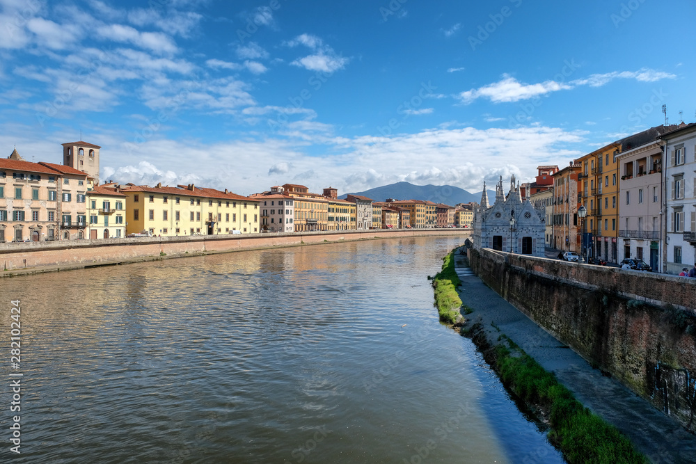 Pisa, Arno River. Tuscany, Italy