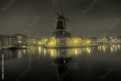 Windmühle in Haarlem, Holland