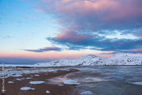 Fototapeta Naklejka Na Ścianę i Meble -  Arctic Ocean Shore. Kola Peninsula landscape