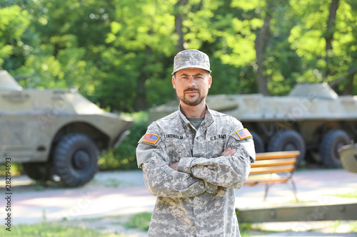 Male soldier in camouflage ...