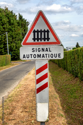 french road sign railway crossing ahead (automatic signal)