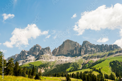Dolomiten, Eggental, Latemar, Latemargruppe, Rosengarten, Wanderweg, Südtirol, Sommer, Italien photo