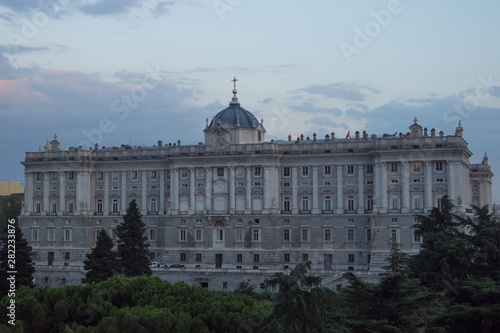 Fachada principal del palacio real de Madrid