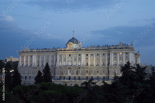 Fachada principal del palacio real de Madrid