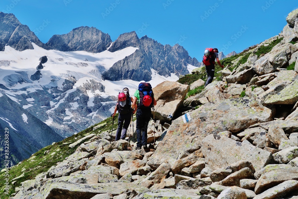 Bergwandern bei Göschenen, Kanton Uri, Schweiz