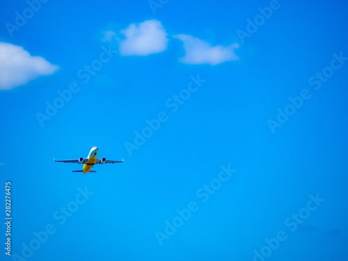 飛行機　空港 photo