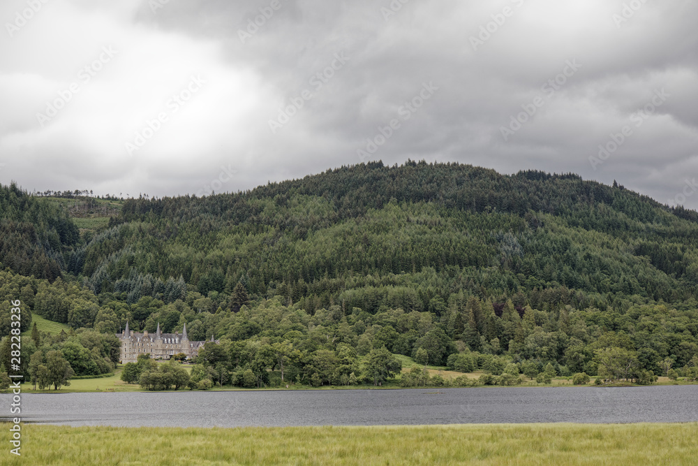 Obraz premium Loch Achray, Loch Lomond & The Trossachs National Park, Scotland, UK