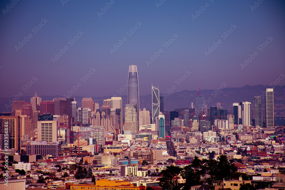 Naklejka premium San Francisco color