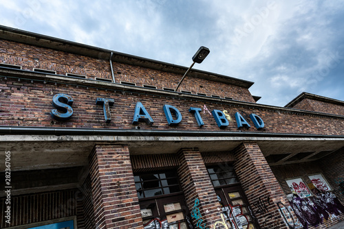 Altes geschlossenes Stadtbad