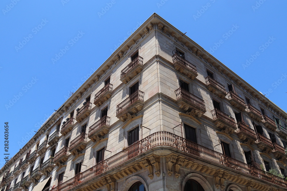 Immeuble ancien à Barcelone, Espagne	