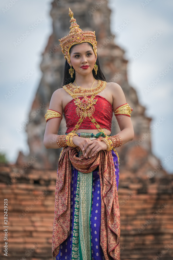portrait women in thai traditional costumes