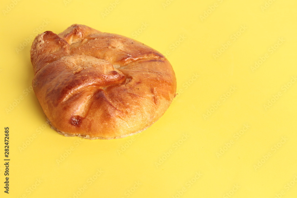 delicious baked honey bun