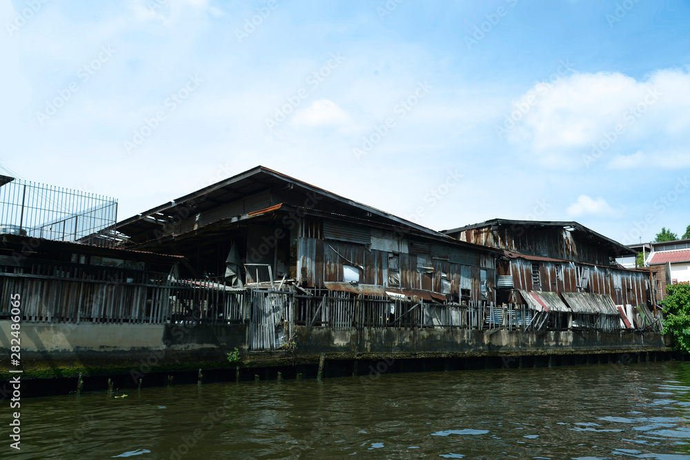 auf dem Fluss Chao Phraya in Bangkok, Architektur