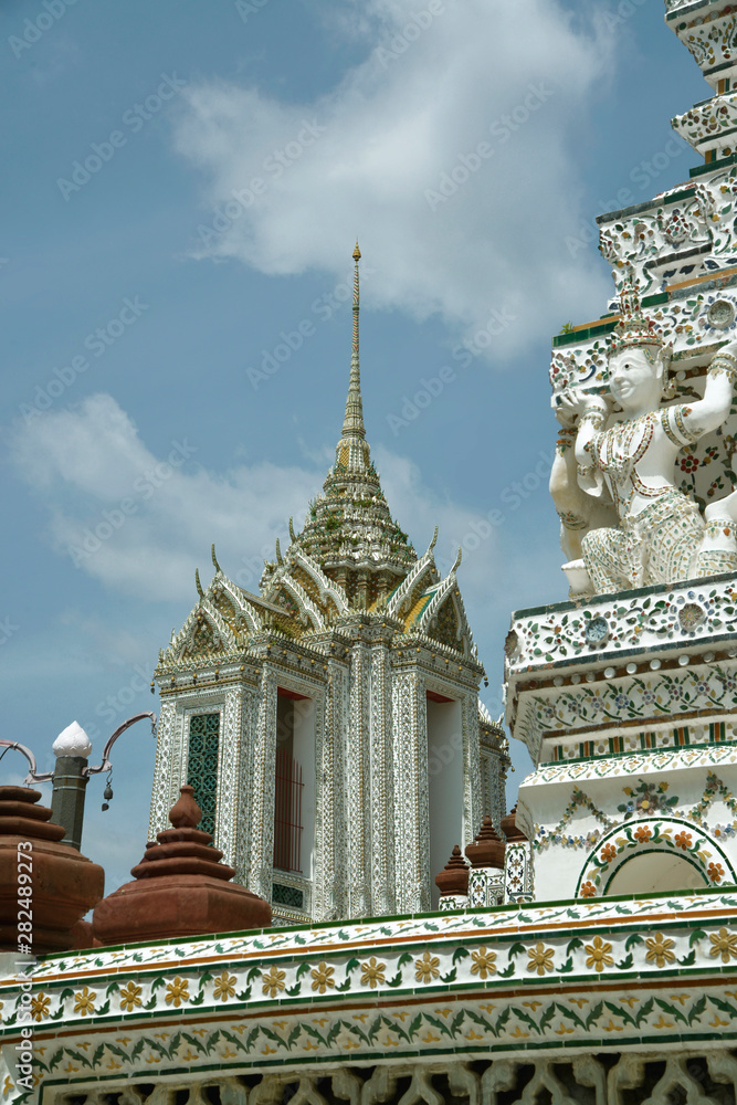 Obraz premium Wat Amun, Tempel der Morgenröte, Bangkok, Thailand