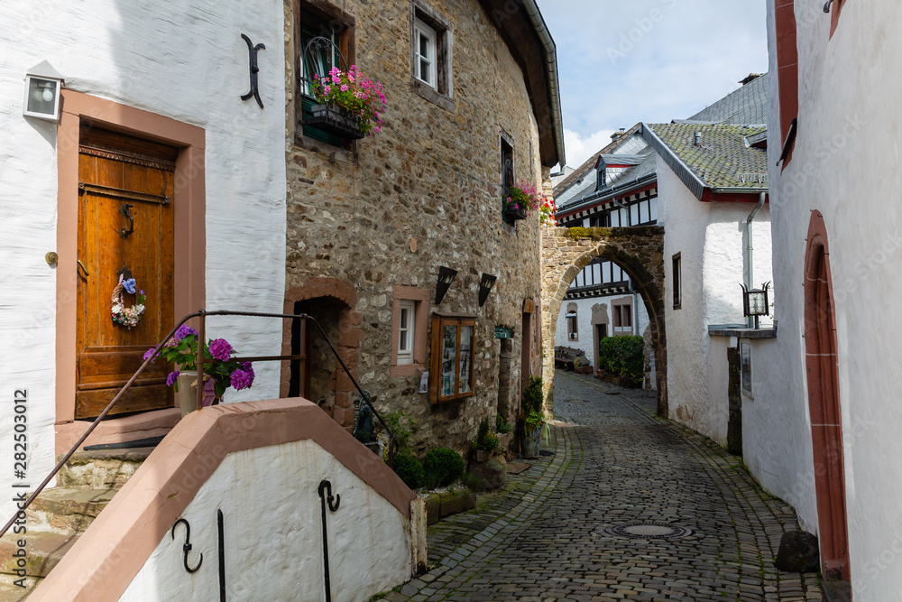 Fototapeta premium alley in the old village Kronenburg in the Eifel region, Germany