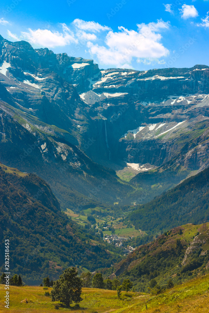 Cirque de Gavarnie Cirque de Gavarnie