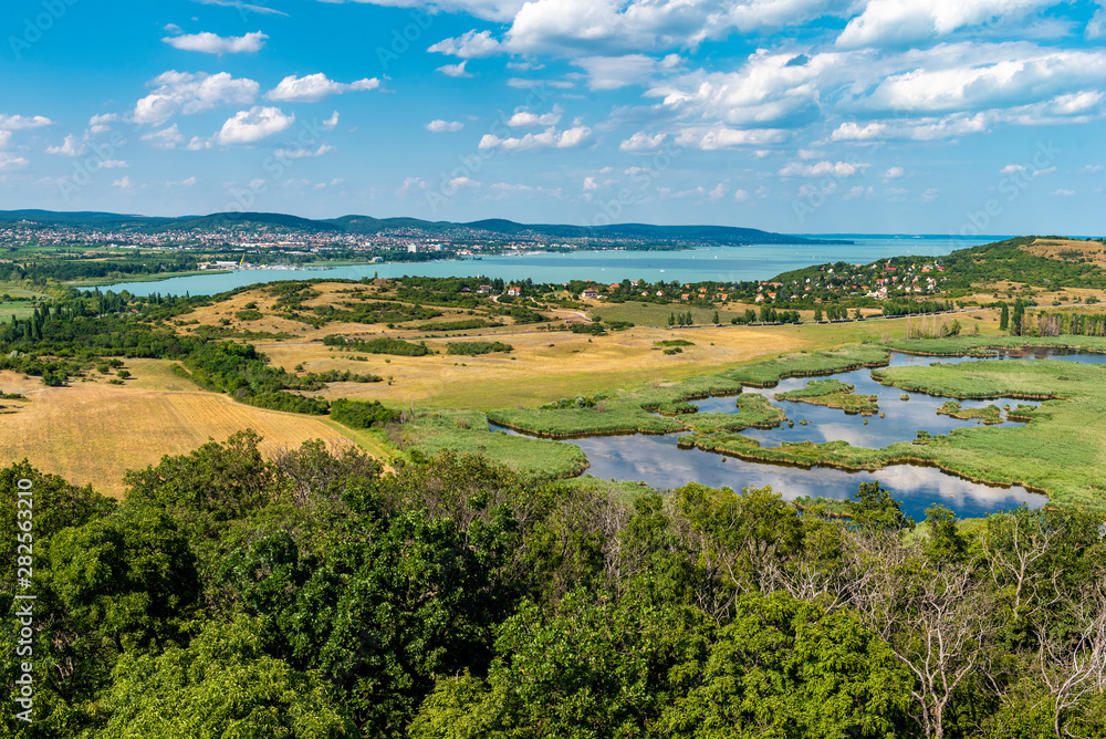 Die Halbinsel Tihany im Plattensee, Ungarn