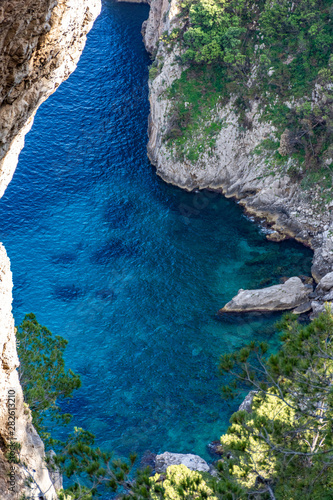 Italy, Capri, bay of the Natural Arch