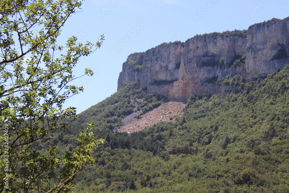 Les gorges d'ombleze dans le département de la Drôme  - France
