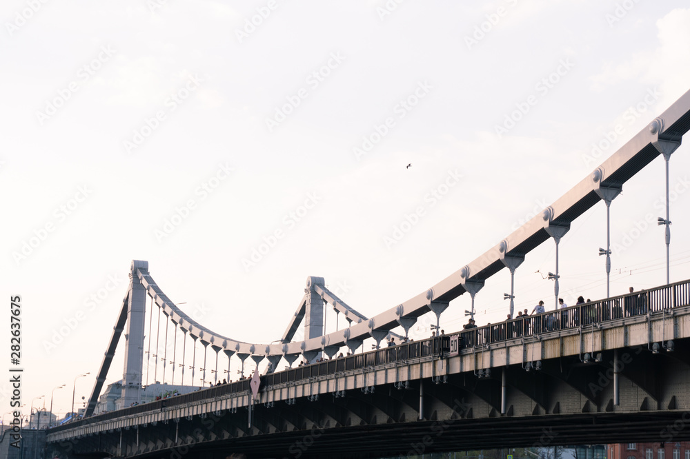 Obraz premium cable-stayed Krymsky bridge in Moscow