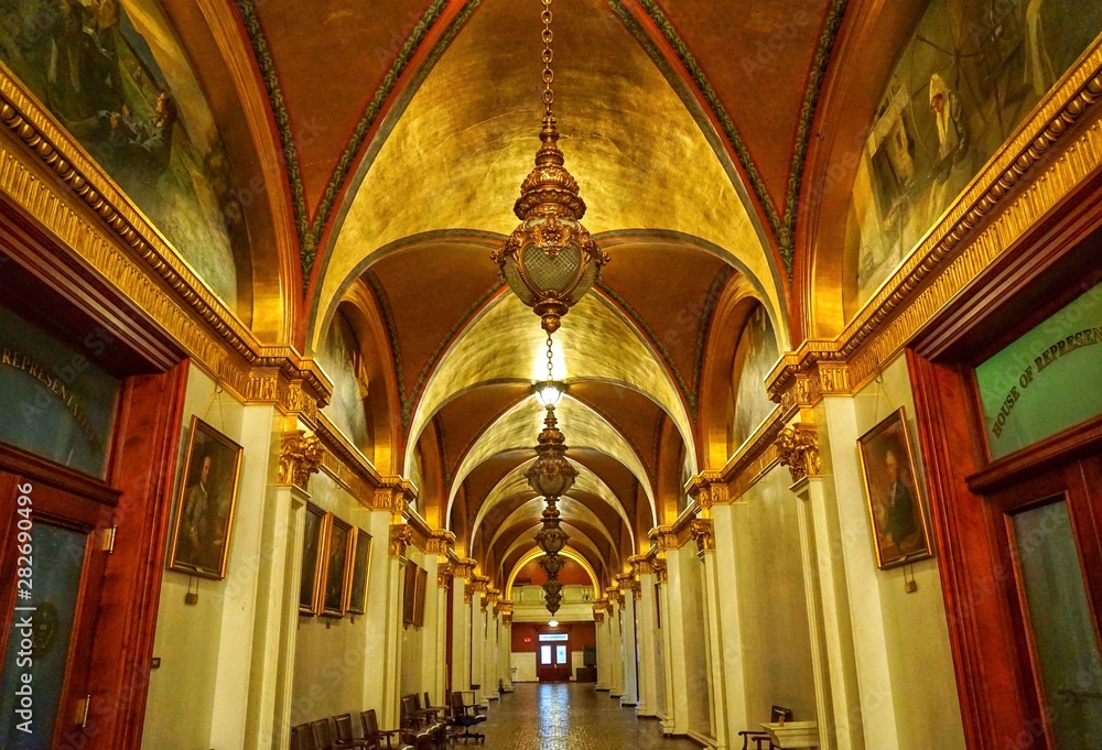 Obraz premium interior of Pennsylvania state capitol building