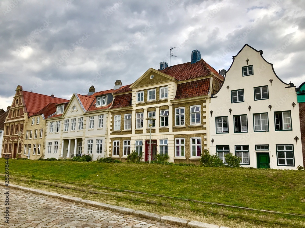 Alte Häuser in der Altstadt von Glückstadt (Schleswig-Holstein)