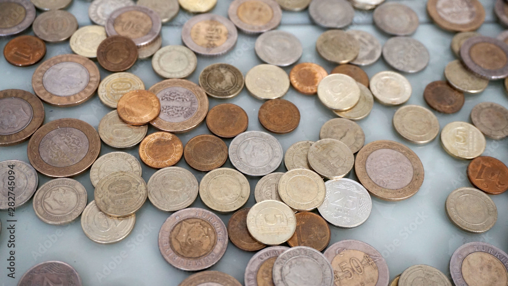 coin counting, counting the metal Turkish lira coin counting, counting the metal Turkish lira