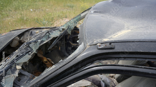 old crashed car, accident-damaged old cars,