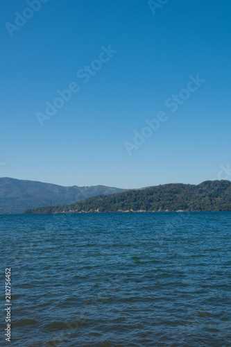青い静かな湖 屈斜路湖