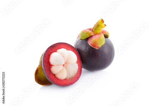Tableau sur toile Fresh mangosteen on white background