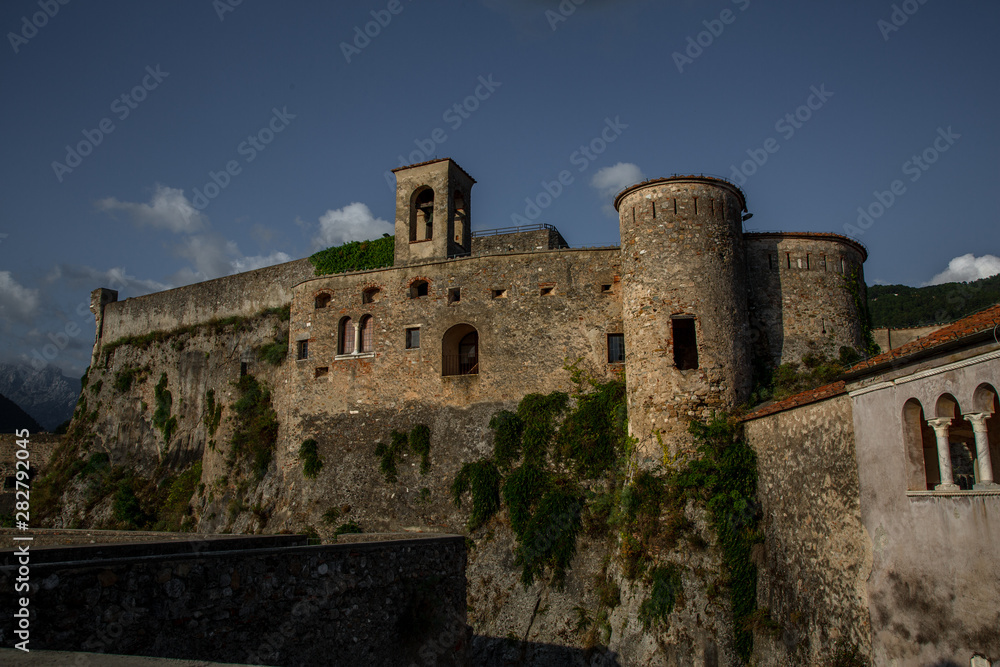 Burg Festung Malaspina Massa