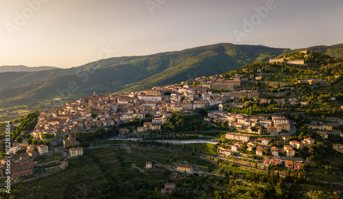 Cortona vista aerea