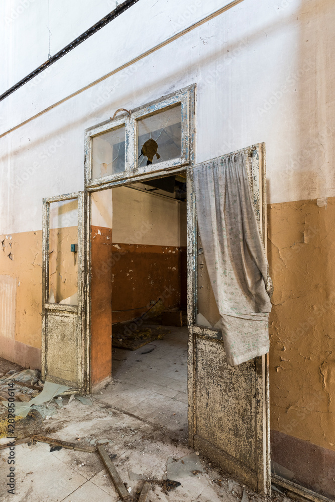 Urban exploration in an abandoned monastery