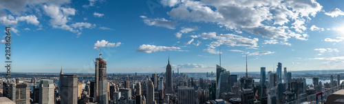 Looking South from the top of Manhattans midtown (NYC, USA) © rmbarricarte